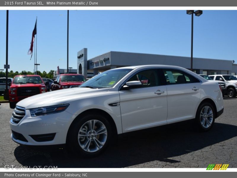 White Platinum Metallic / Dune 2015 Ford Taurus SEL