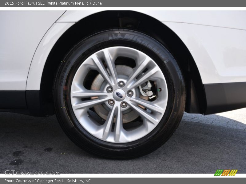White Platinum Metallic / Dune 2015 Ford Taurus SEL