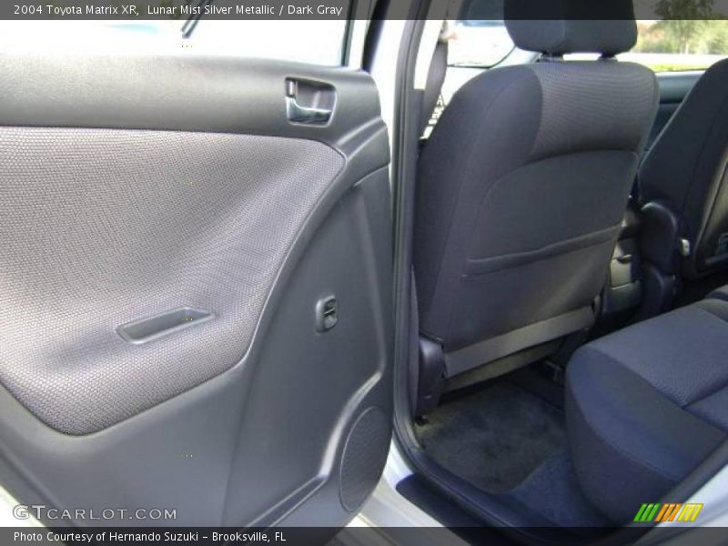 Lunar Mist Silver Metallic / Dark Gray 2004 Toyota Matrix XR
