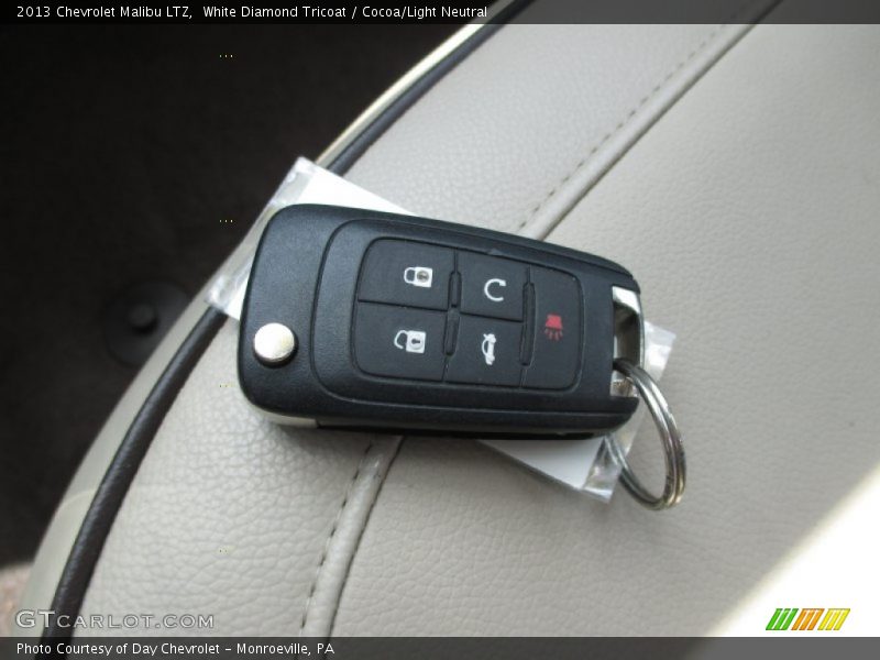 White Diamond Tricoat / Cocoa/Light Neutral 2013 Chevrolet Malibu LTZ