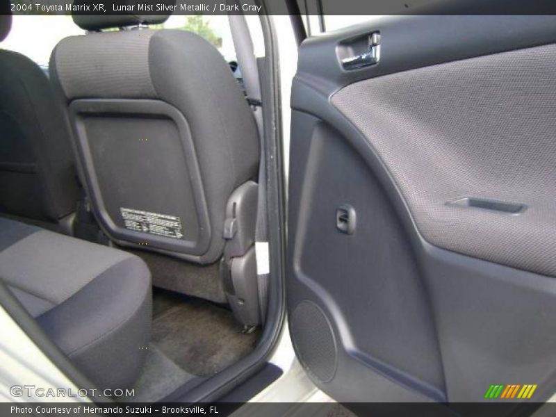 Lunar Mist Silver Metallic / Dark Gray 2004 Toyota Matrix XR