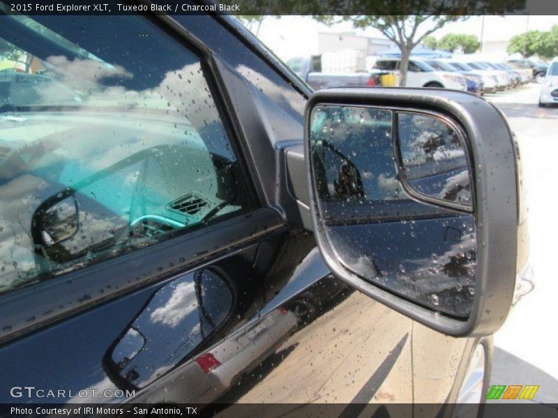Tuxedo Black / Charcoal Black 2015 Ford Explorer XLT