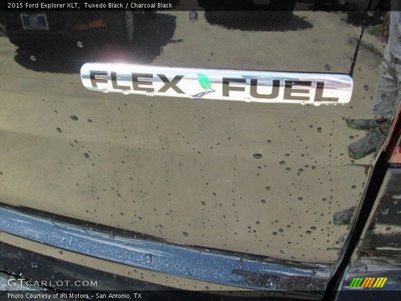 Tuxedo Black / Charcoal Black 2015 Ford Explorer XLT