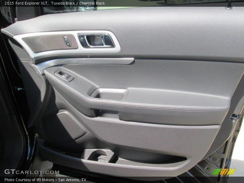 Tuxedo Black / Charcoal Black 2015 Ford Explorer XLT