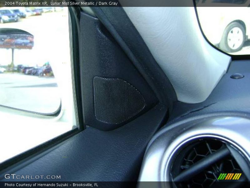 Lunar Mist Silver Metallic / Dark Gray 2004 Toyota Matrix XR