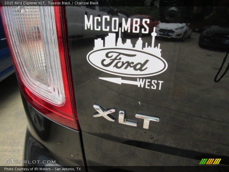 Tuxedo Black / Charcoal Black 2015 Ford Explorer XLT
