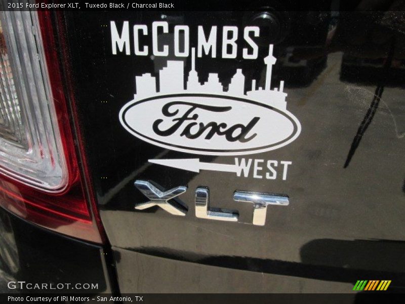 Tuxedo Black / Charcoal Black 2015 Ford Explorer XLT