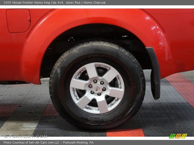 Aztec Red / Nismo Charcoal 2005 Nissan Frontier Nismo King Cab 4x4