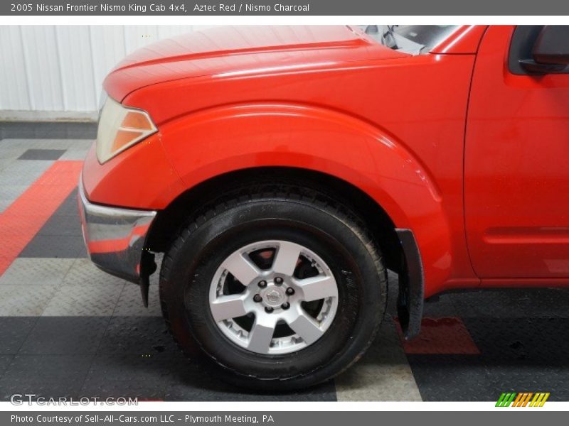 Aztec Red / Nismo Charcoal 2005 Nissan Frontier Nismo King Cab 4x4