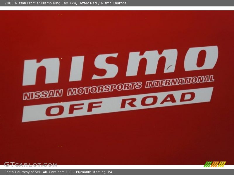 Aztec Red / Nismo Charcoal 2005 Nissan Frontier Nismo King Cab 4x4