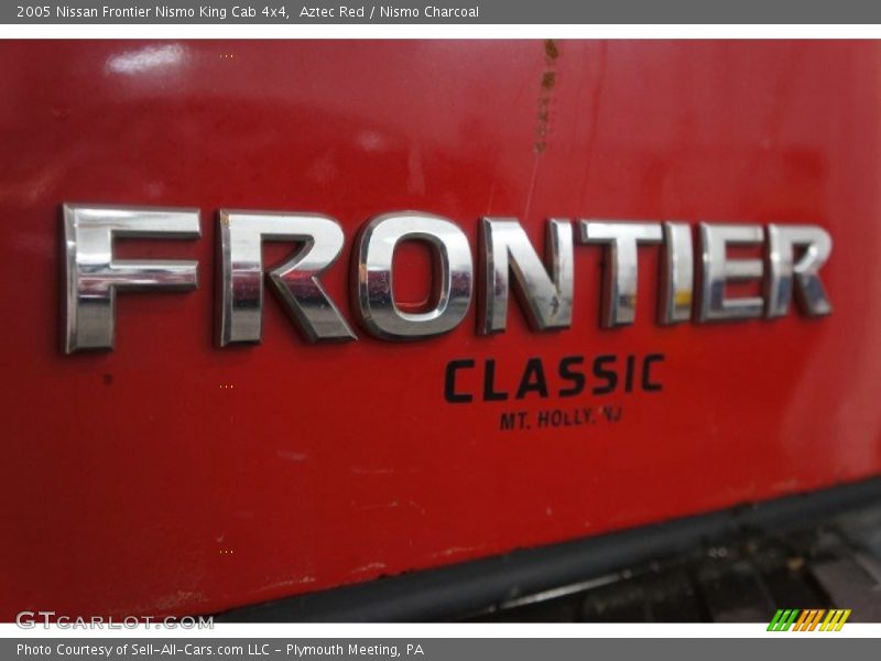 Aztec Red / Nismo Charcoal 2005 Nissan Frontier Nismo King Cab 4x4