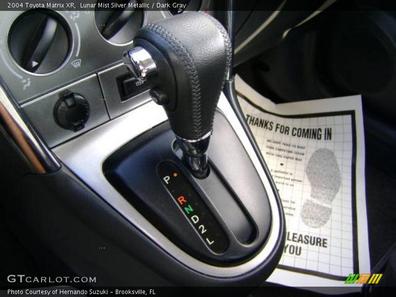Lunar Mist Silver Metallic / Dark Gray 2004 Toyota Matrix XR