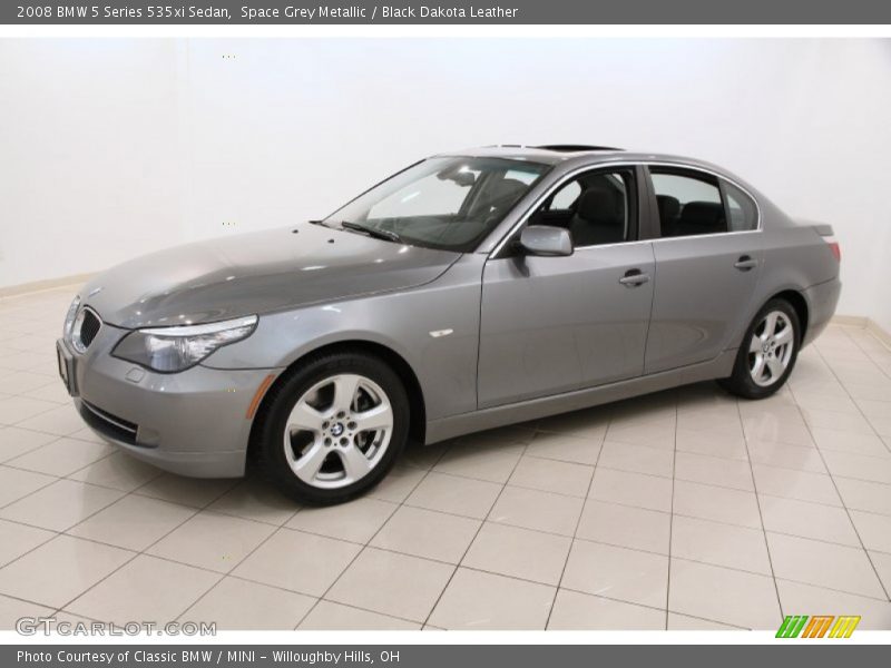 Front 3/4 View of 2008 5 Series 535xi Sedan