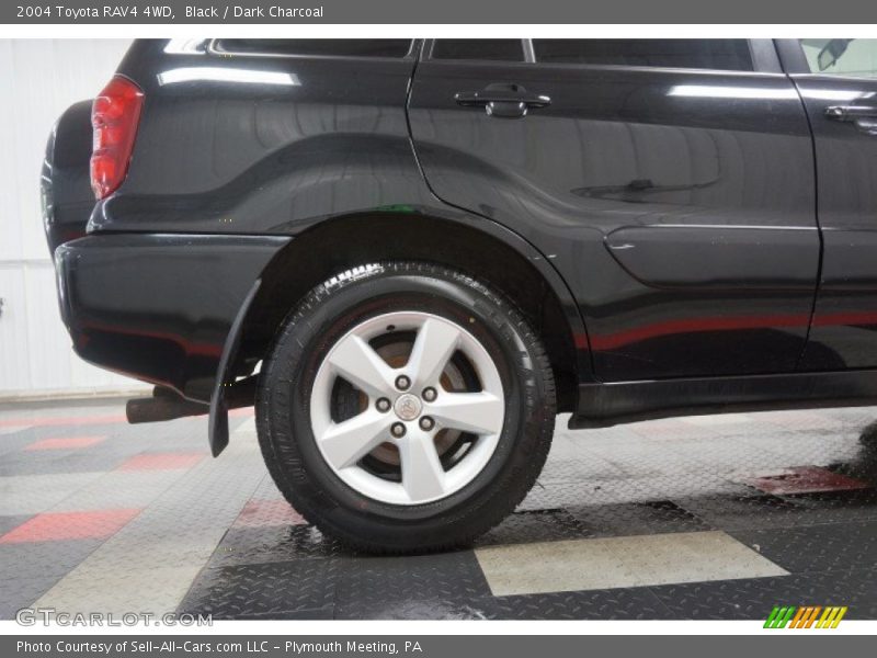 Black / Dark Charcoal 2004 Toyota RAV4 4WD