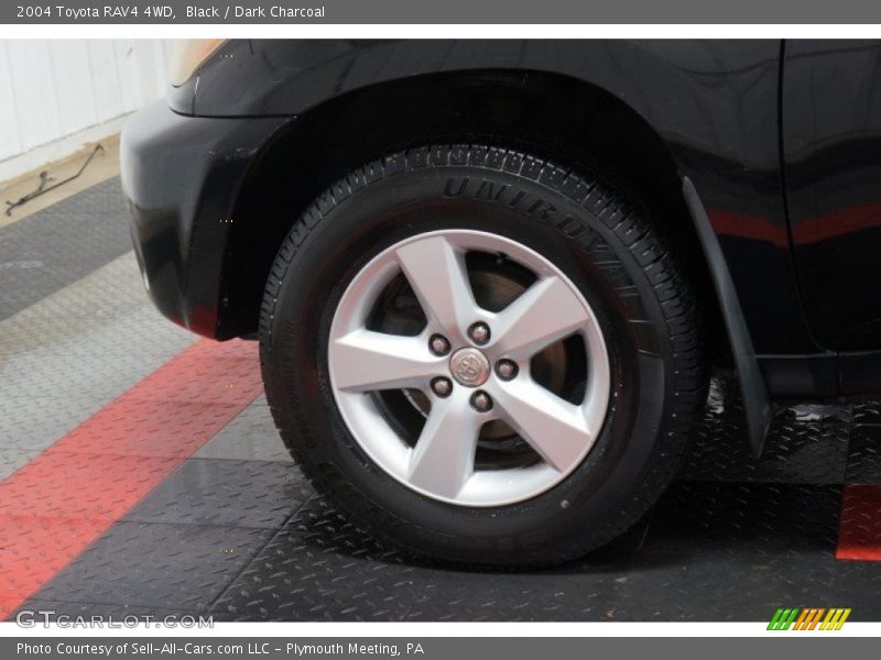 Black / Dark Charcoal 2004 Toyota RAV4 4WD
