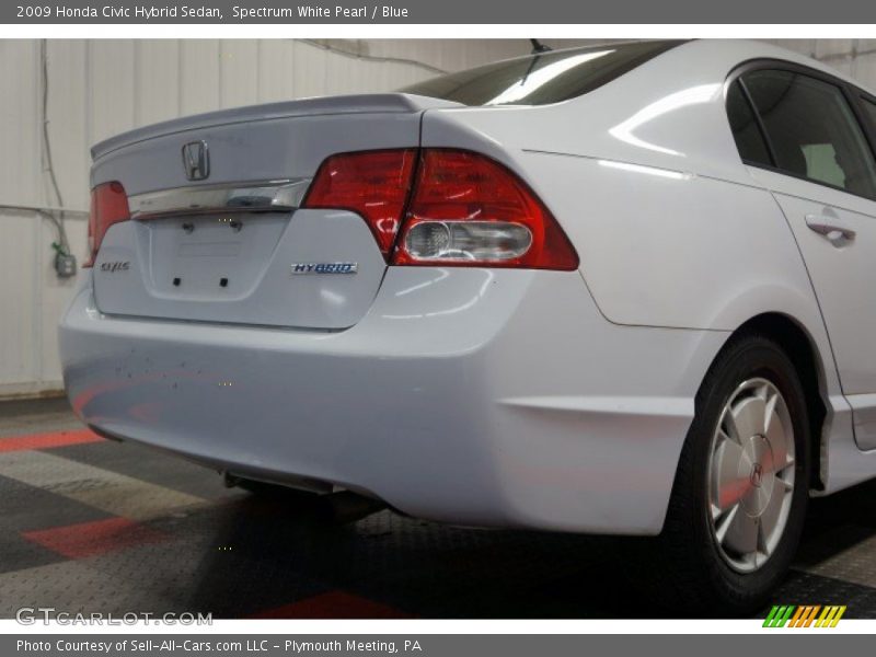 Spectrum White Pearl / Blue 2009 Honda Civic Hybrid Sedan