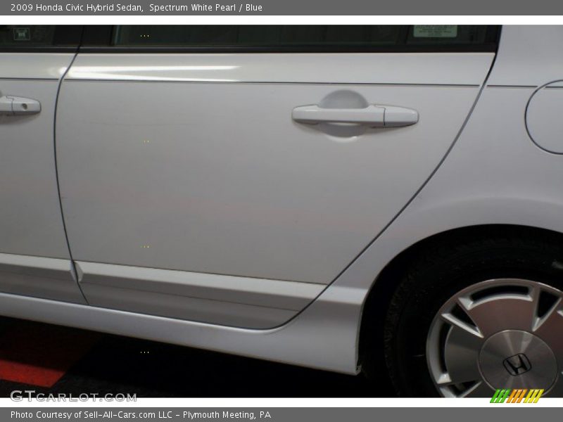 Spectrum White Pearl / Blue 2009 Honda Civic Hybrid Sedan