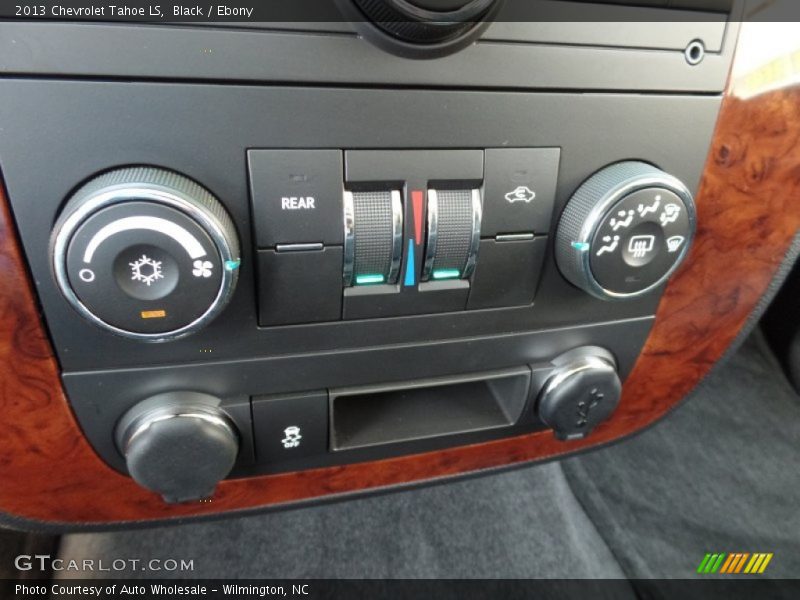 Black / Ebony 2013 Chevrolet Tahoe LS