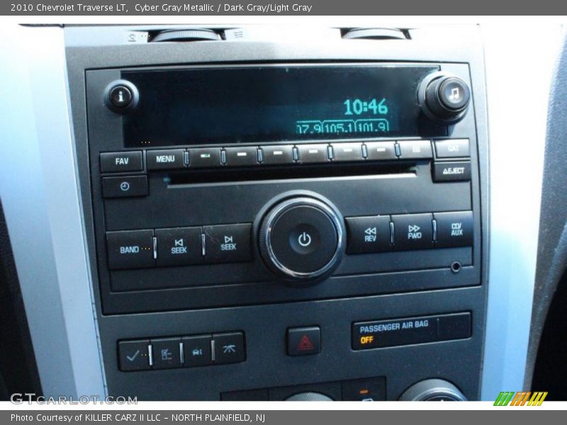 Cyber Gray Metallic / Dark Gray/Light Gray 2010 Chevrolet Traverse LT