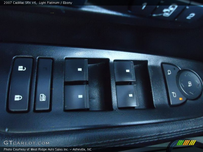 Light Platinum / Ebony 2007 Cadillac SRX V6