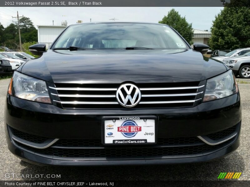 Black / Titan Black 2012 Volkswagen Passat 2.5L SE