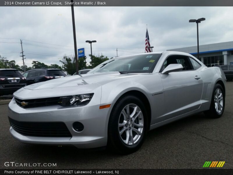 Front 3/4 View of 2014 Camaro LS Coupe