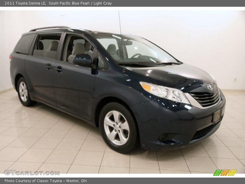 South Pacific Blue Pearl / Light Gray 2011 Toyota Sienna LE