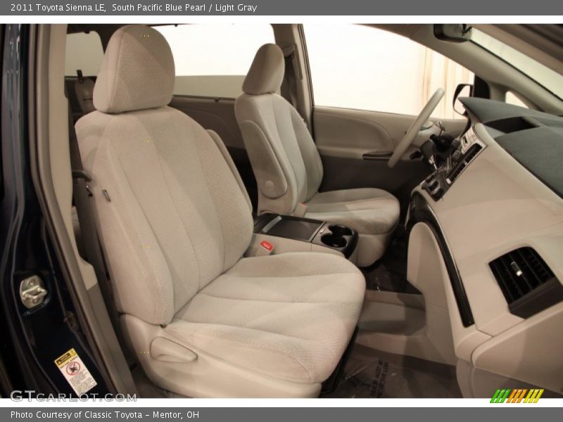 South Pacific Blue Pearl / Light Gray 2011 Toyota Sienna LE