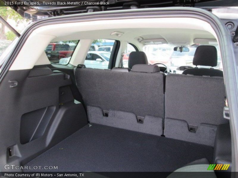 Tuxedo Black Metallic / Charcoal Black 2015 Ford Escape S