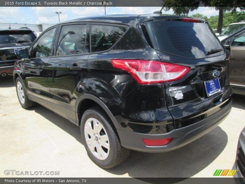 Tuxedo Black Metallic / Charcoal Black 2015 Ford Escape S