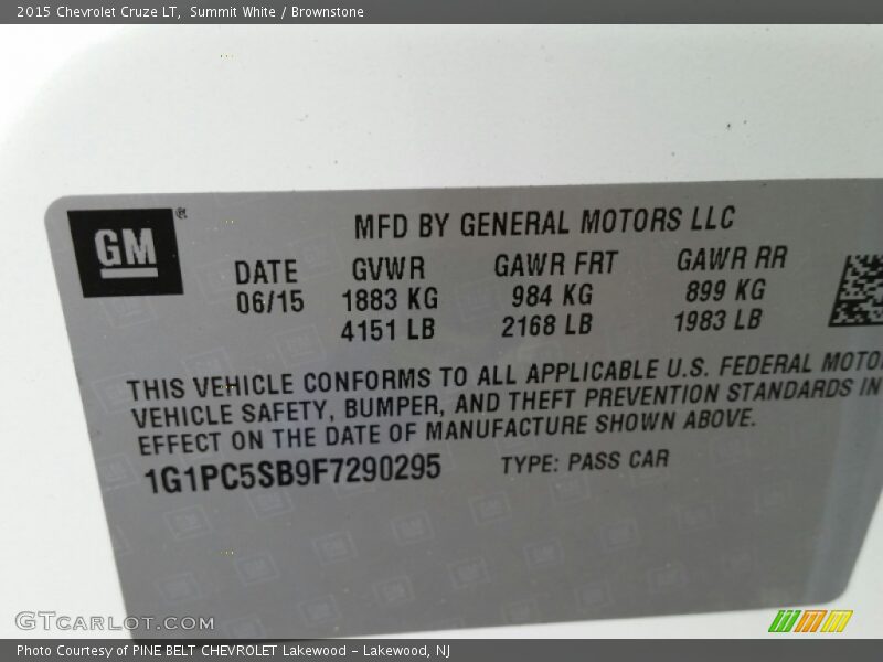 Summit White / Brownstone 2015 Chevrolet Cruze LT