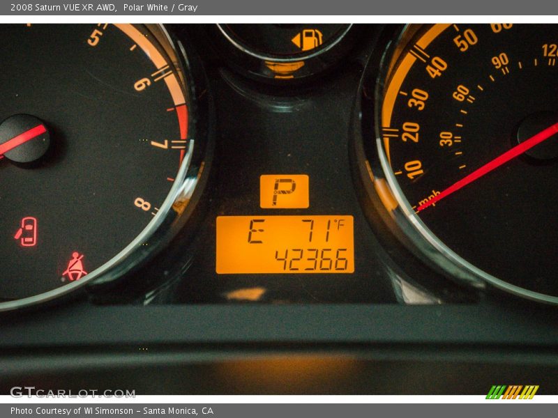 Polar White / Gray 2008 Saturn VUE XR AWD