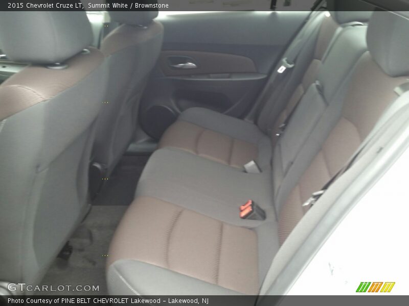 Summit White / Brownstone 2015 Chevrolet Cruze LT
