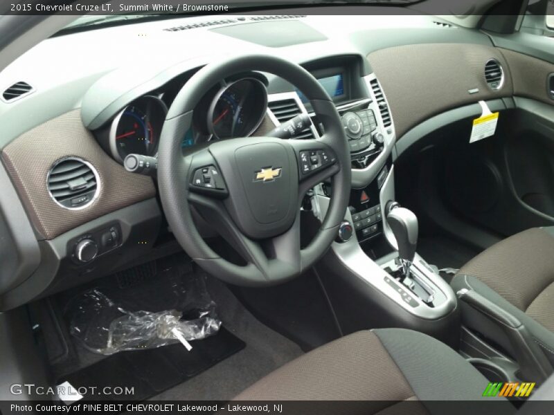 Summit White / Brownstone 2015 Chevrolet Cruze LT