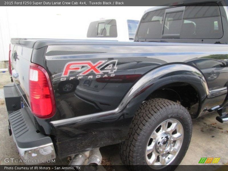 Tuxedo Black / Black 2015 Ford F250 Super Duty Lariat Crew Cab 4x4