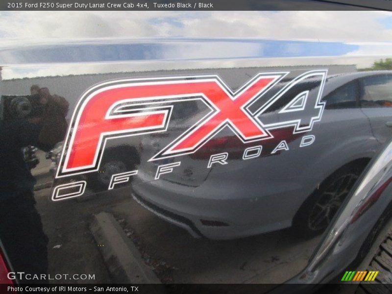 Tuxedo Black / Black 2015 Ford F250 Super Duty Lariat Crew Cab 4x4