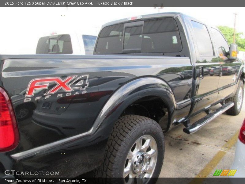 Tuxedo Black / Black 2015 Ford F250 Super Duty Lariat Crew Cab 4x4