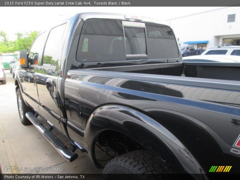 Tuxedo Black / Black 2015 Ford F250 Super Duty Lariat Crew Cab 4x4