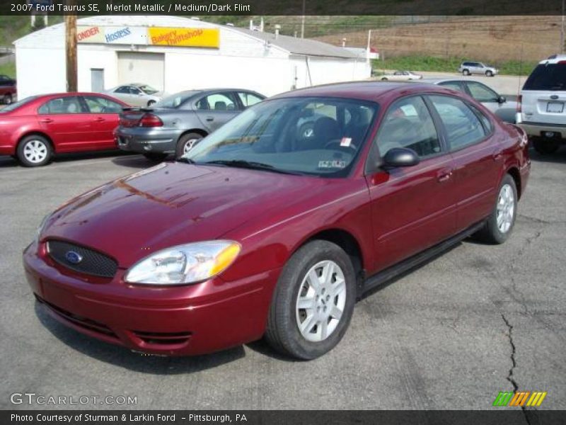 Merlot Metallic / Medium/Dark Flint 2007 Ford Taurus SE