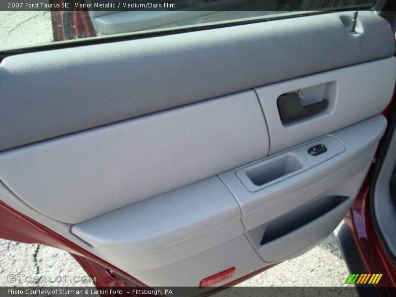 Merlot Metallic / Medium/Dark Flint 2007 Ford Taurus SE