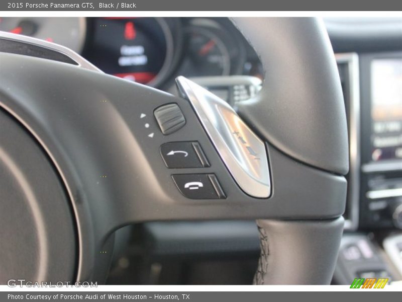 Controls of 2015 Panamera GTS