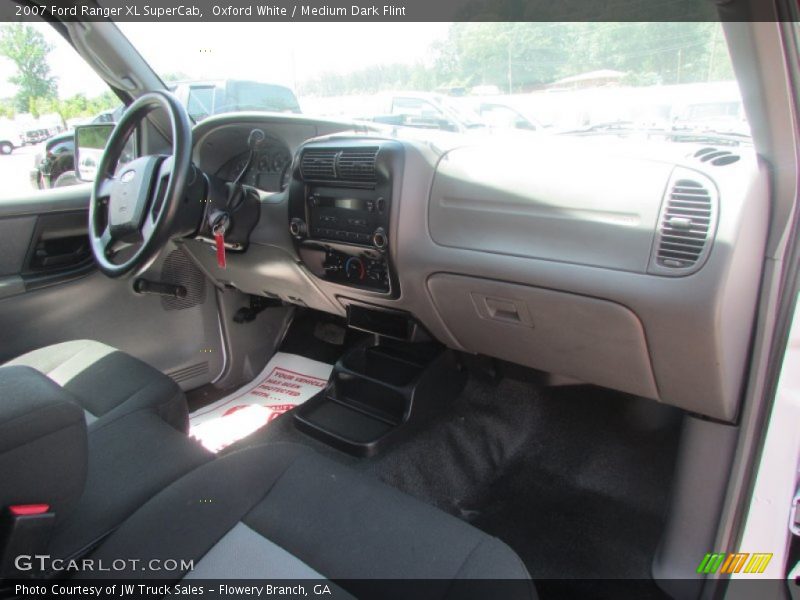 Oxford White / Medium Dark Flint 2007 Ford Ranger XL SuperCab