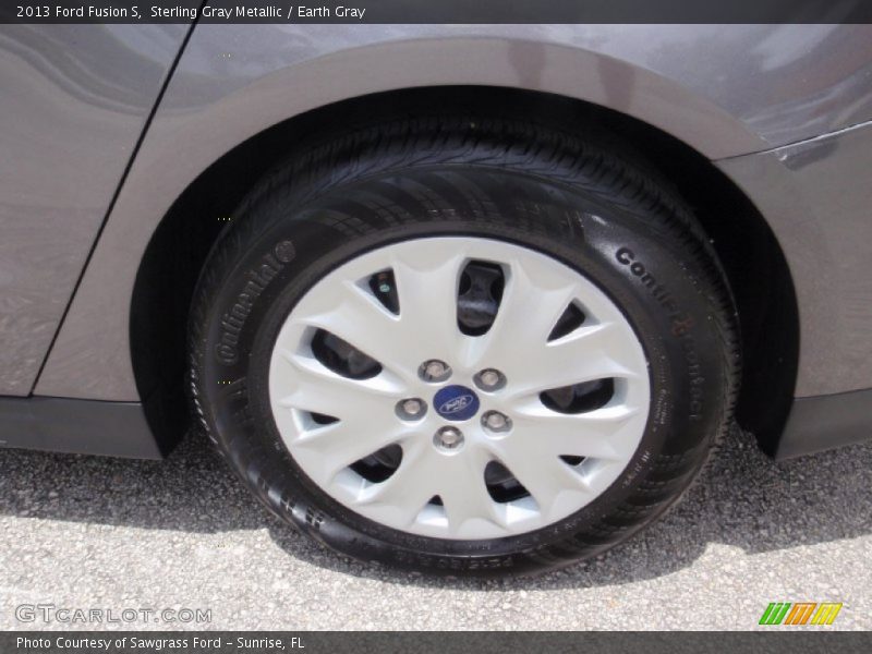 Sterling Gray Metallic / Earth Gray 2013 Ford Fusion S