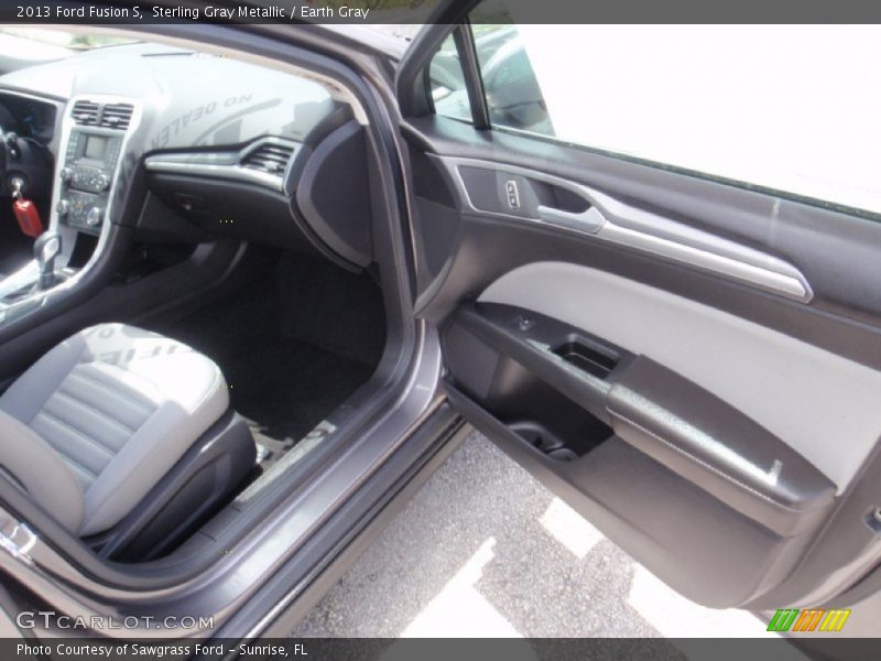 Sterling Gray Metallic / Earth Gray 2013 Ford Fusion S