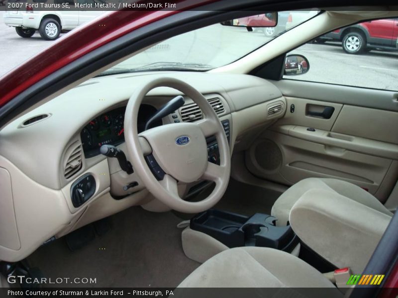 Merlot Metallic / Medium/Dark Flint 2007 Ford Taurus SE