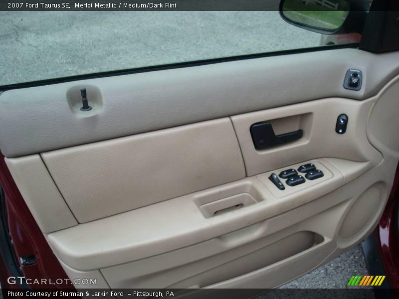 Merlot Metallic / Medium/Dark Flint 2007 Ford Taurus SE