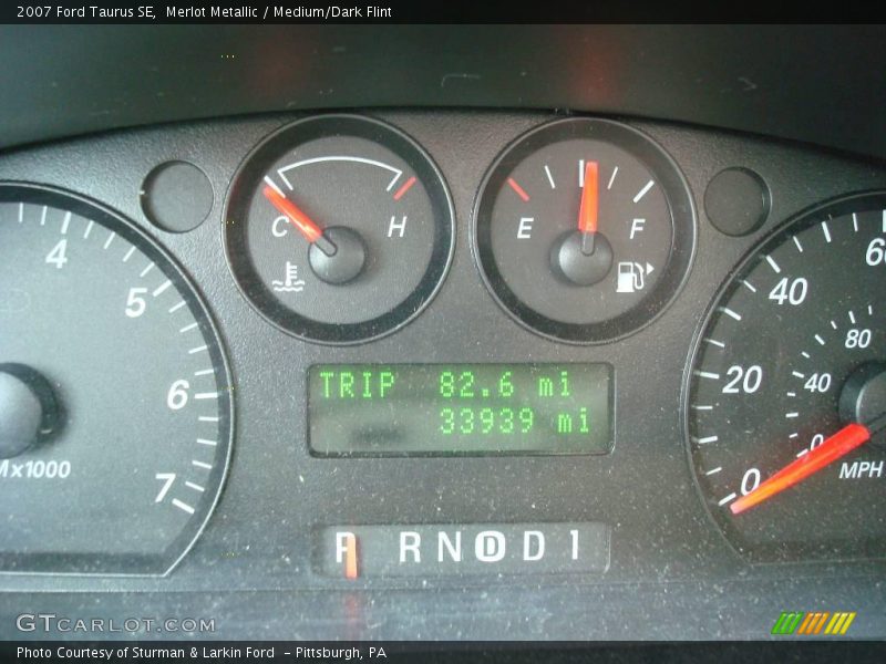 Merlot Metallic / Medium/Dark Flint 2007 Ford Taurus SE