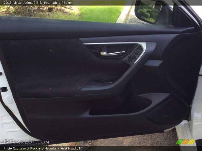 Pearl White / Beige 2013 Nissan Altima 2.5 S