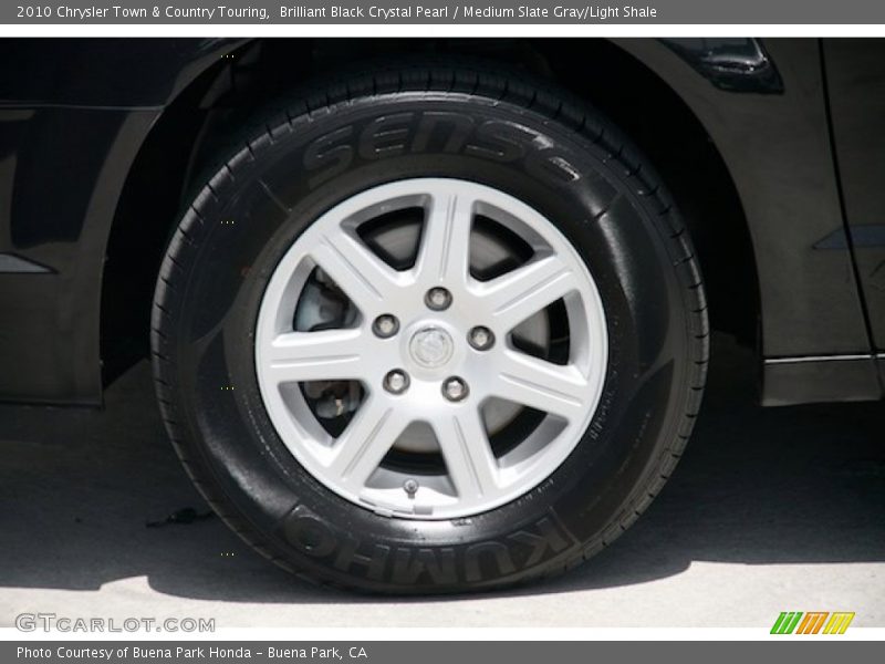 Brilliant Black Crystal Pearl / Medium Slate Gray/Light Shale 2010 Chrysler Town & Country Touring