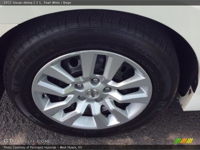 Pearl White / Beige 2013 Nissan Altima 2.5 S